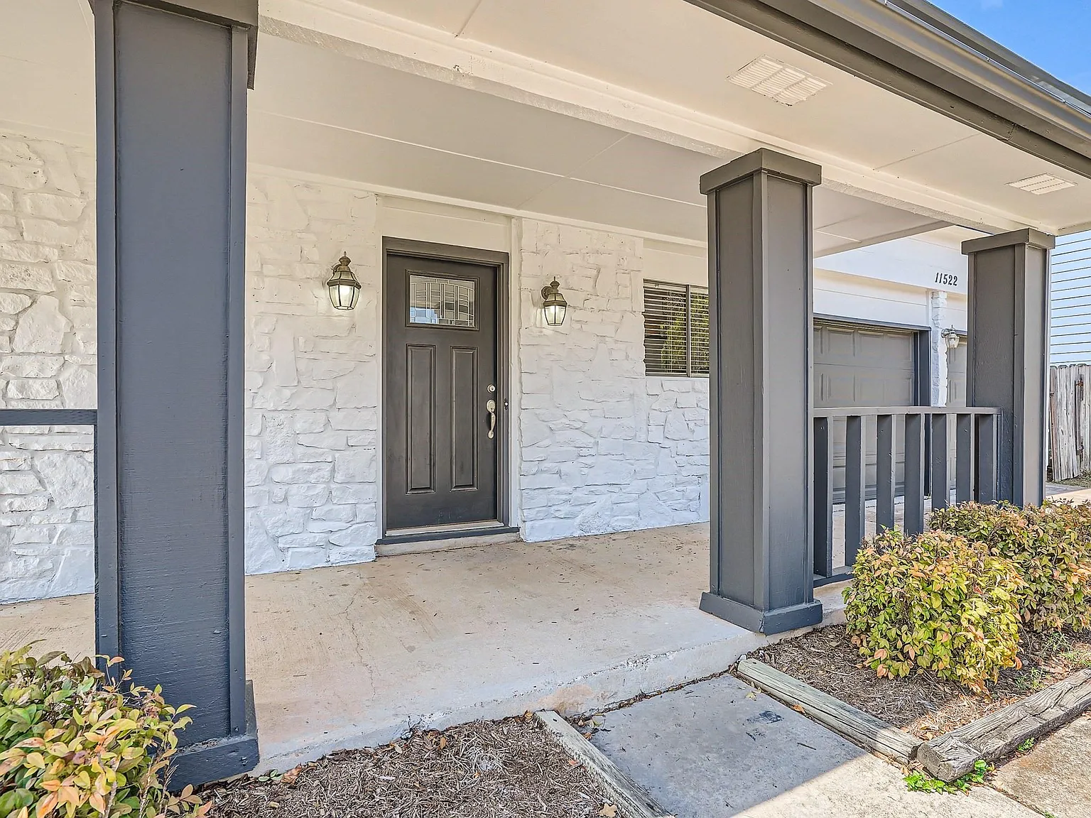 3 bed, 2.5 bath, 1752 sqft, $2,150 — Photo 4