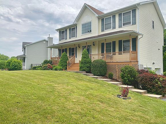 2nd image of 17 Mayer Dr