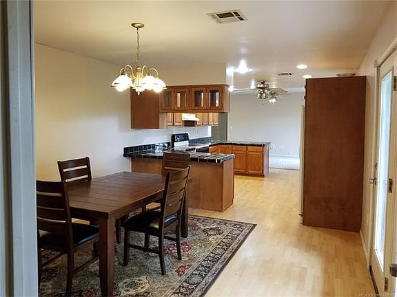 4th image of 38720 W 311th St S