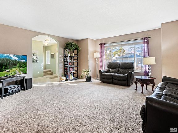 5th image of 3276 Oreana Dr