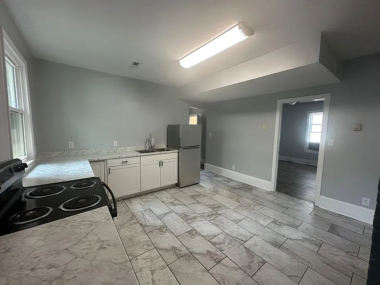1222 Salem Ave SW #B — Photo 12