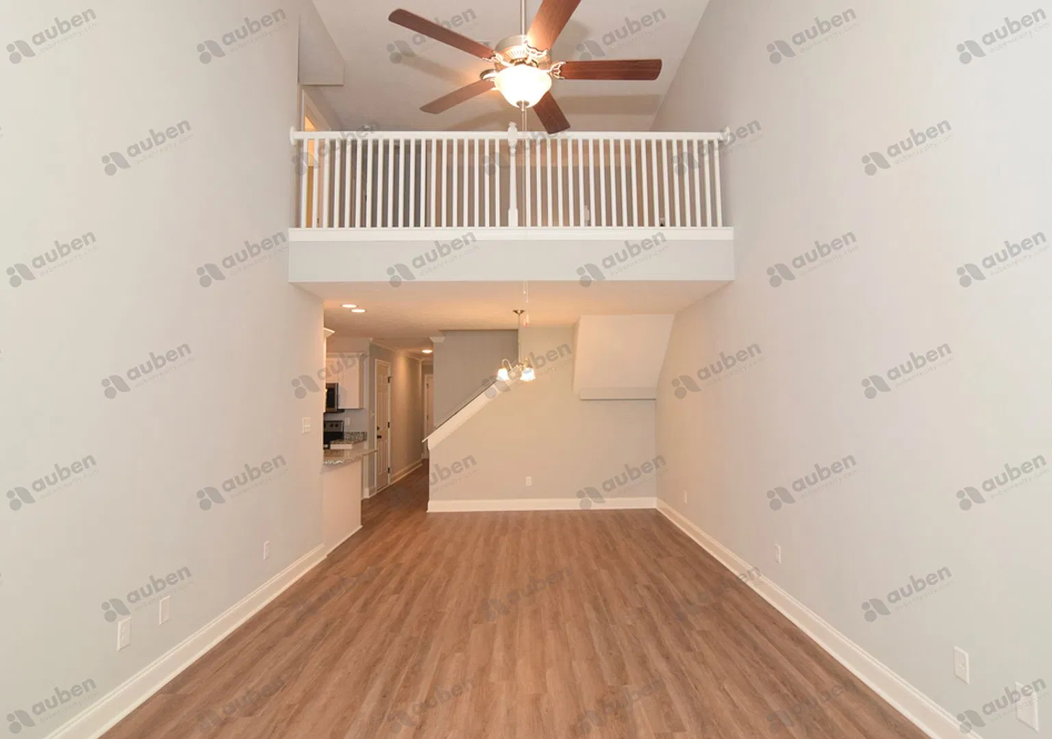 Like new 3 bed/3 bath single-family home for rent in Grovetown, stainless-steel appliances! — Photo 3