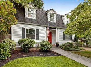 3279 NE Dunckley St, Portland, OR 97212