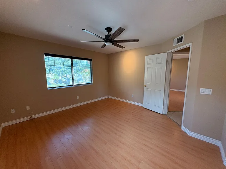 1456 Pinewood Dr — Photo 47