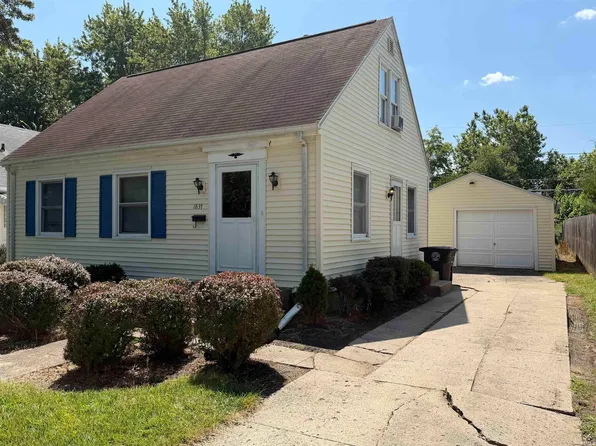 1837 Ida Ave, Fort Wayne, IN 46808