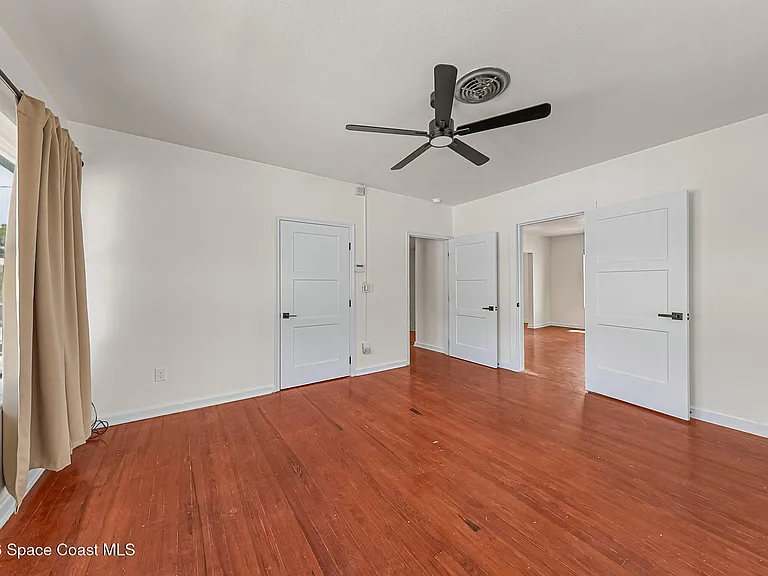 1008 E Strawbridge Ave — Photo 10