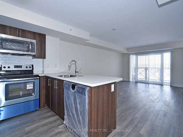 30 Dunsheath Way #506 — Photo 8
