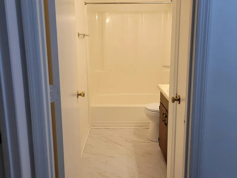 607 Longleaf Rd #B — Photo 14