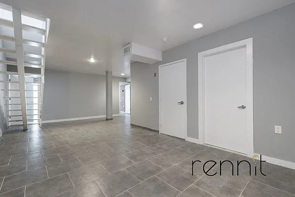 Rented by Rennit Inc. | media 22