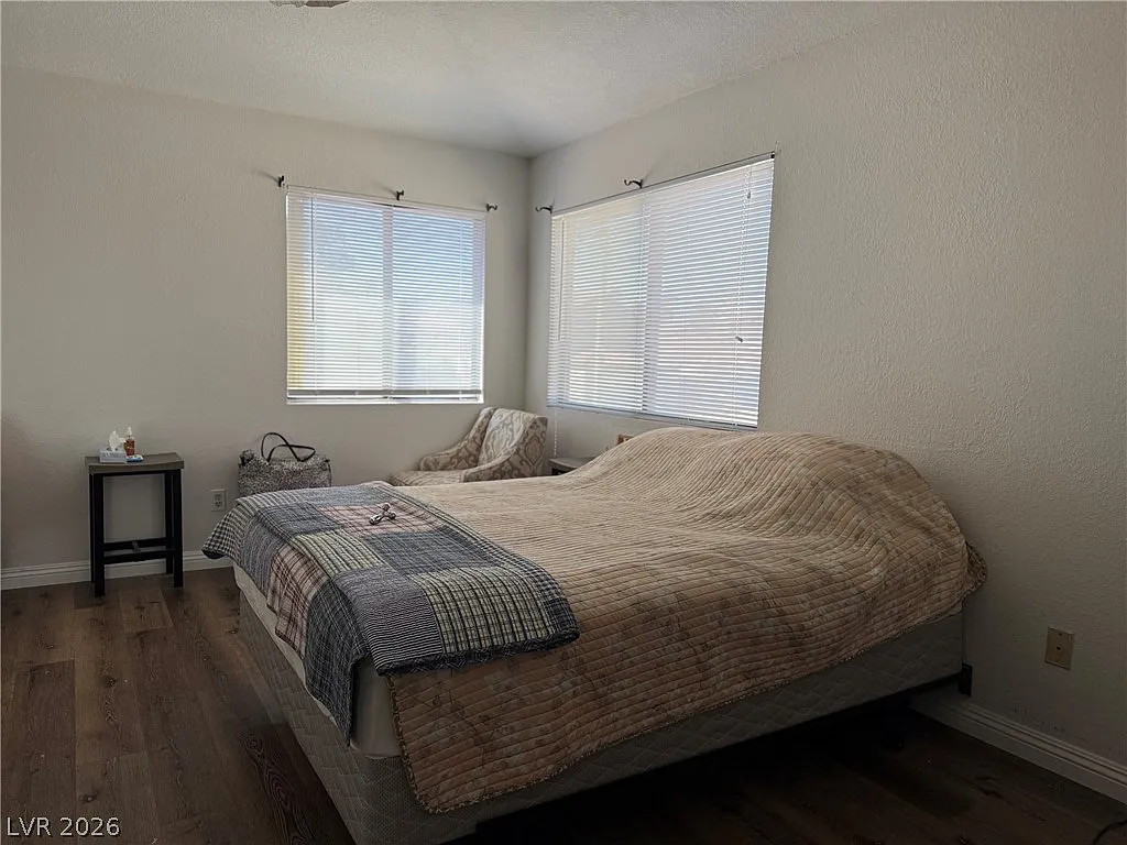 3 bed, 2.5 bath, 1606 sqft, $2,000 — Photo 4