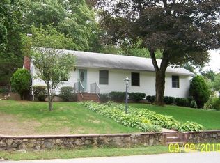 136 Beechnut Rd #0, Westwood, MA 02090