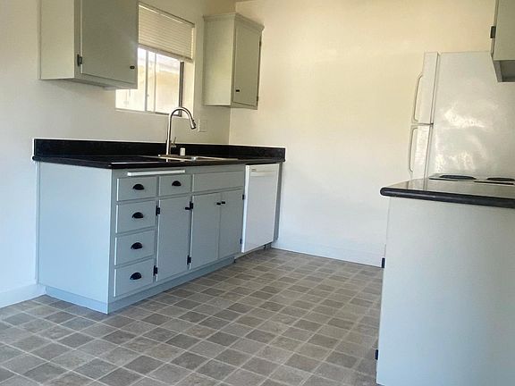 3rd image of 335 Torino Dr APT 7