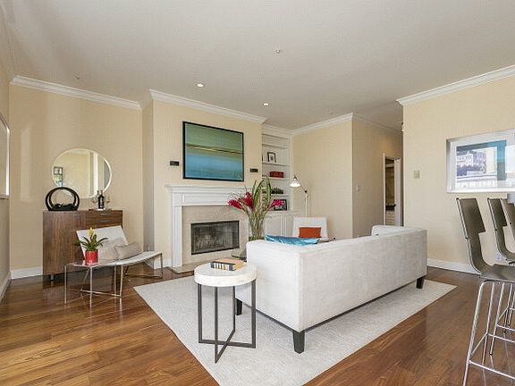 5th image of 1568 Union St APT 303