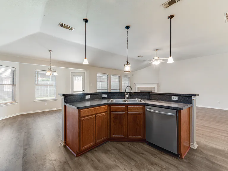 1913 Wahoo Dr — Photo 17