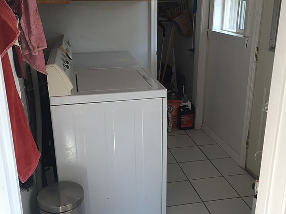 4th image of 2835 Maison Way