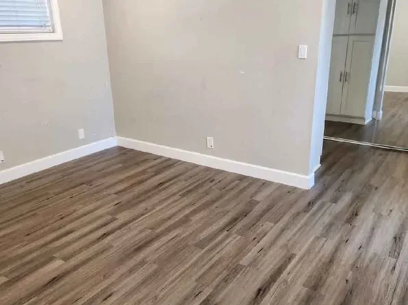5781-5783 Abbey Dr, Westminster, CA 92683