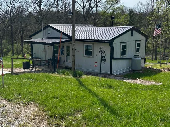 38 Cricket Ln, Berry, KY 41003