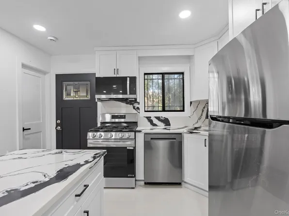 923 Rockaway Avenue, Brooklyn, NY 11212