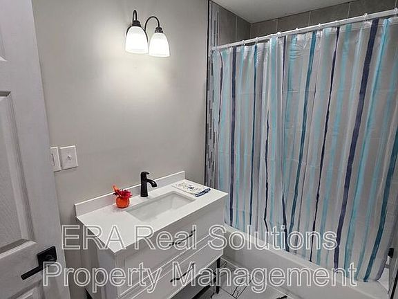 2nd image of 765 Campbell Ave