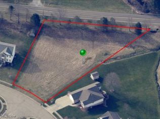 Glenbar St, Louisville, OH 44641