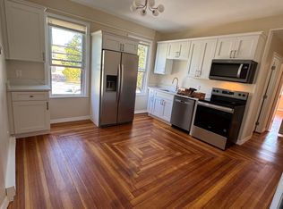 124 Cottage St APT C, Easthampton, MA 01027