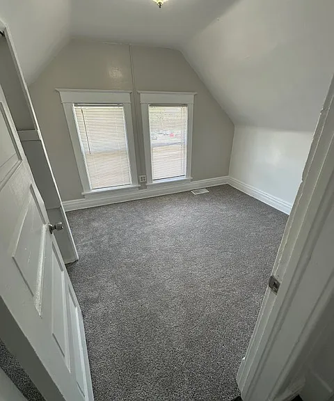 1222 Como Ave SE — Photo 7