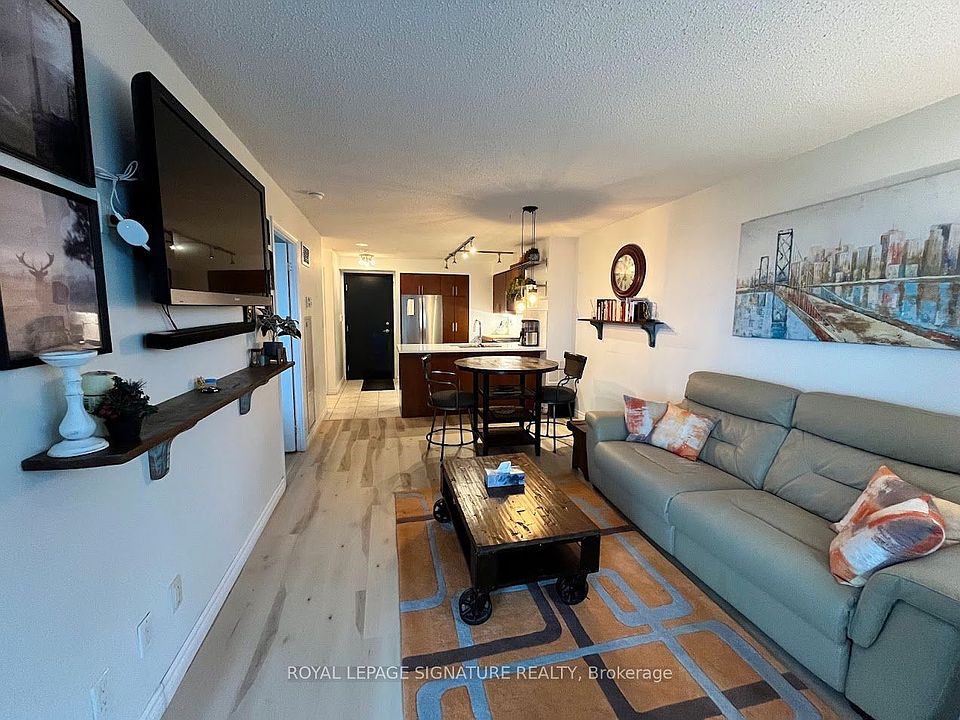 1st image of 410 Queens Quay W #812