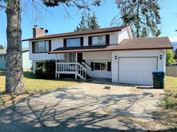 1126 E Highland Avenue, Port Angeles, WA 98362