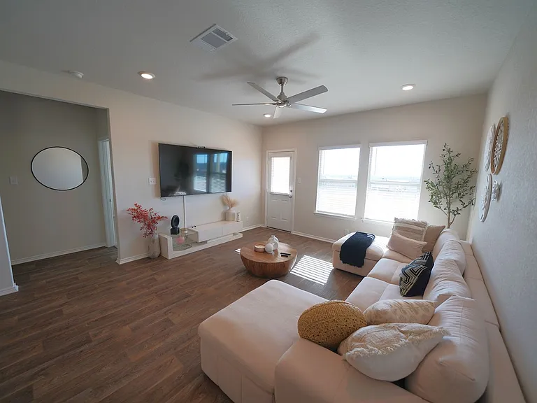 6611 Copper King St — Photo 14