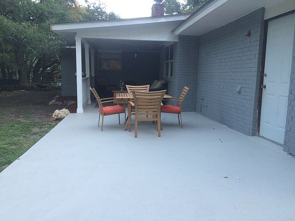 2nd image of 28240 Windwood Dr E