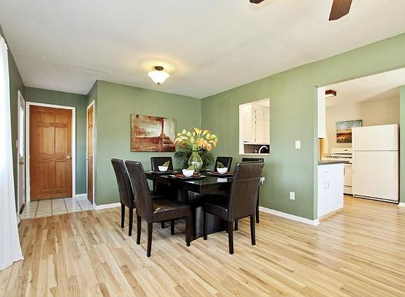 3rd image of 7508 Wentworth Ave