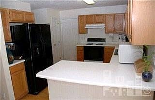 3rd image of 663 SE Windsor Drive