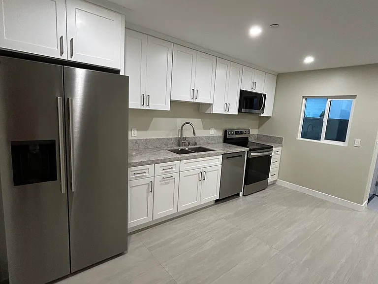 10149 Langmuir Ave — Photo 5