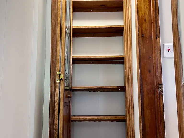 Entryway storage cabinet (continued)