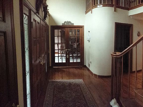 two story foyer