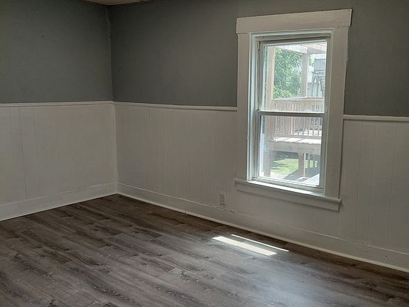 3rd image of 268 Pleasant St APT 8
