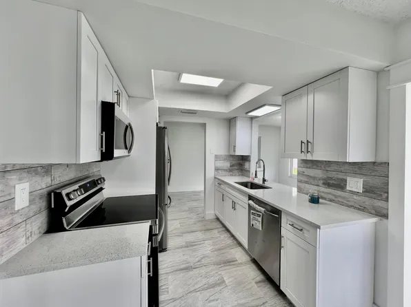 1008 SW 3rd Avenue, Boynton Beach, FL 33426