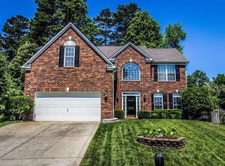 9837 Dauphine Dr, Charlotte, NC 28216