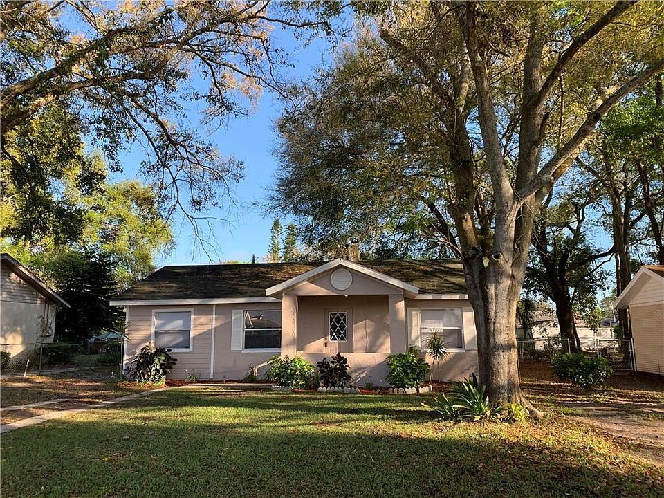 1st image of 156 SW Palm Dr