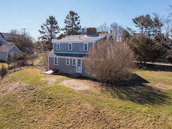 3rd image of 42 Champlain Road