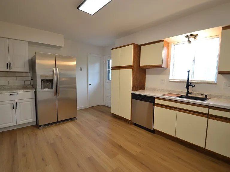 2988 W Fontanero St — Photo 6