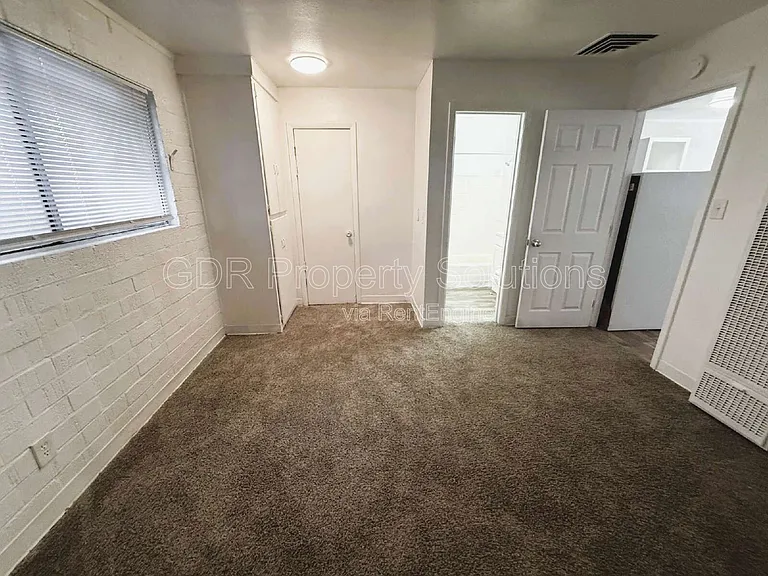 1200 Coal Ave SW #2 — Photo 11