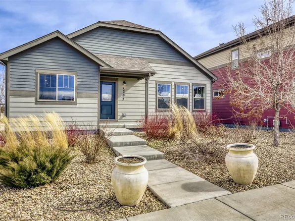 1205 Hummingbird Circle, Longmont, CO 80501