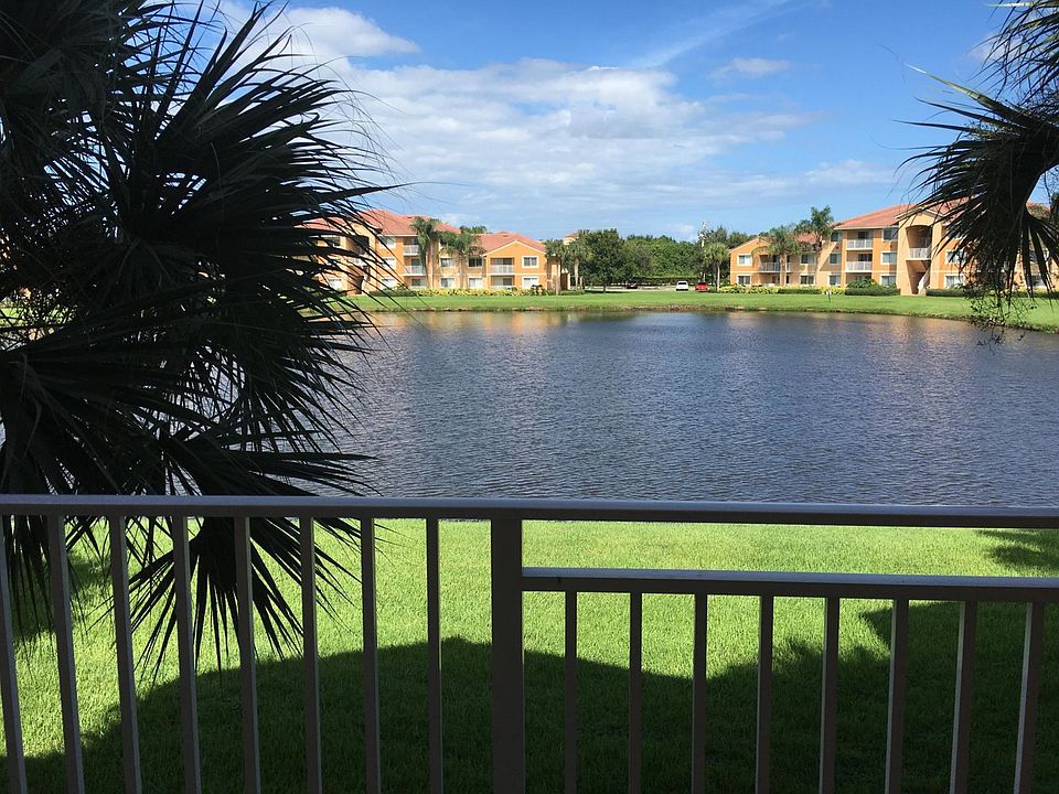 1st image of 251 SW Palm Dr APT 204