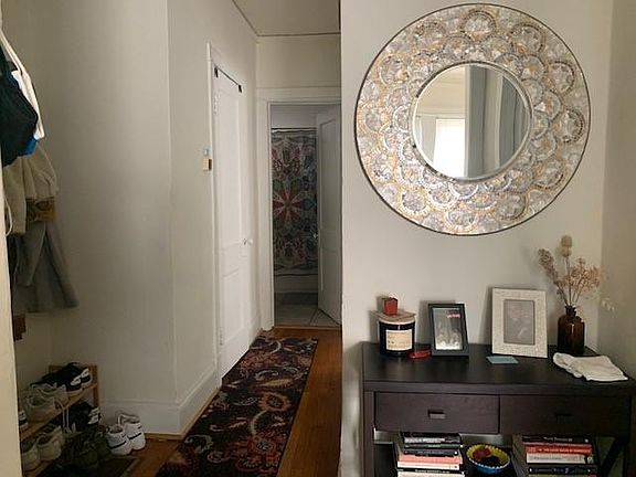 4th image of 1958 W Leland Ave APT 1