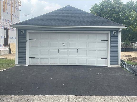 5th image of 51 Rosella Ave