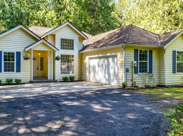 8656 Landing Lane SE, Port Orchard, WA 98367