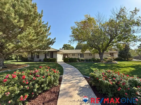 2008 N Antler Ridge Dr, Garden City, KS 67846