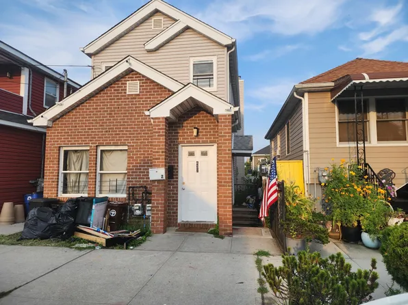 432 Beach 47th St Floor 2, Far Rockaway, NY 11691