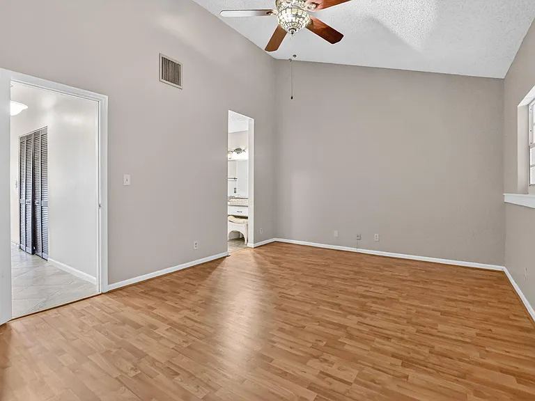 243 NW 45th Ave #243 — Photo 22